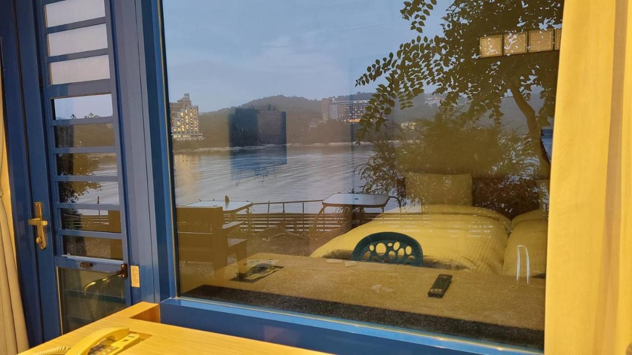 Sun Fog Hotel Yuchi Esterno foto