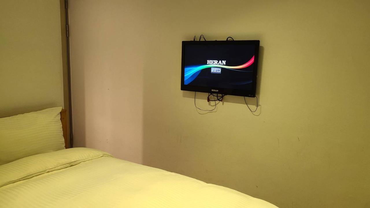 Sun Fog Hotel Yuchi Esterno foto