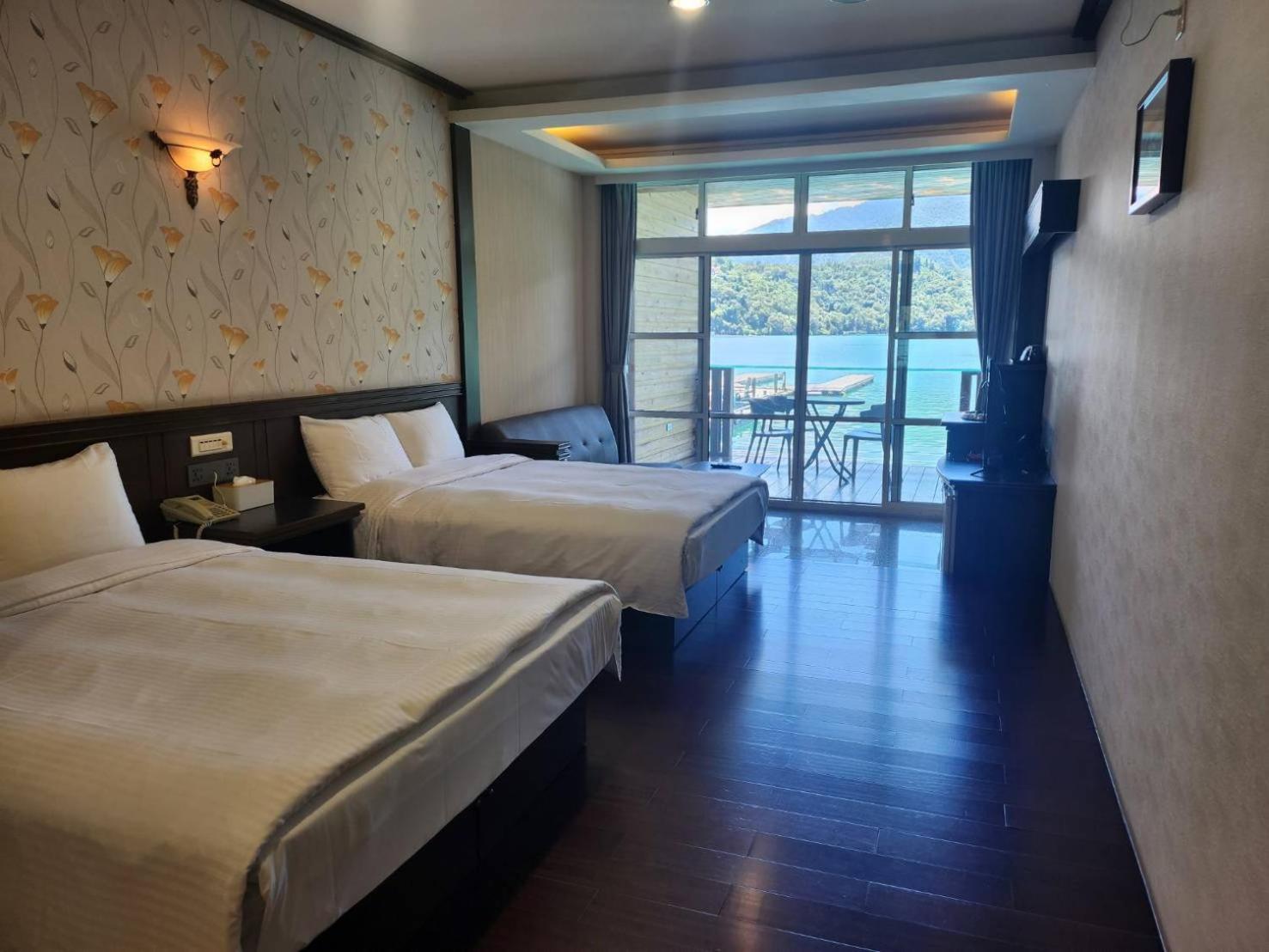 Sun Fog Hotel Yuchi Esterno foto