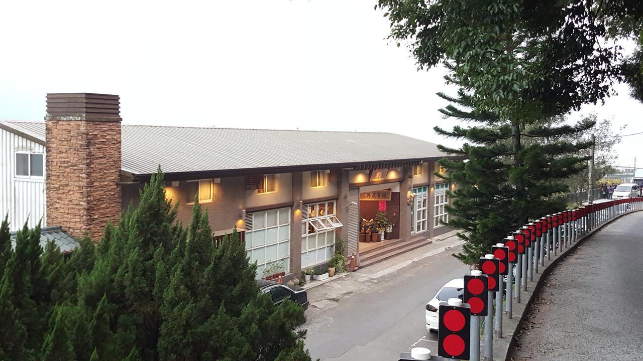 Sun Fog Hotel Yuchi Esterno foto